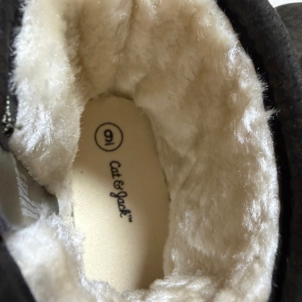 Cat & Jack Dino Boots Kids Size 9 Olive Green Dinosaur Faux Fur Lined Zip Up - Picture 8 of 9